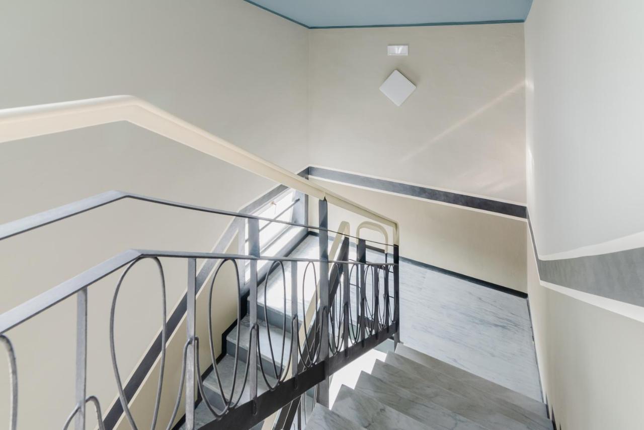 Apartamento Pavia Tower - By Host4U Exterior foto