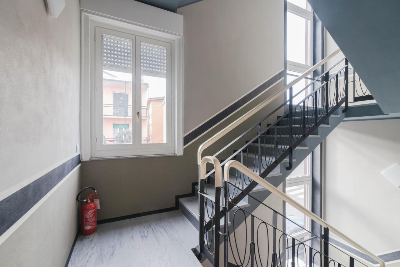 Apartamento Pavia Tower - By Host4U Exterior foto
