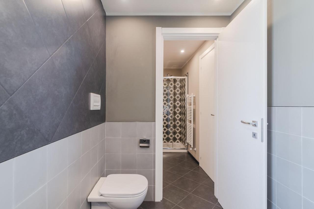 Apartamento Pavia Tower - By Host4U Exterior foto