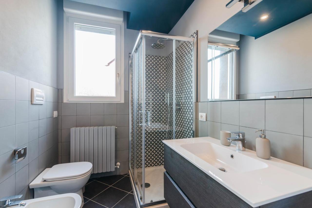 Apartamento Pavia Tower - By Host4U Exterior foto